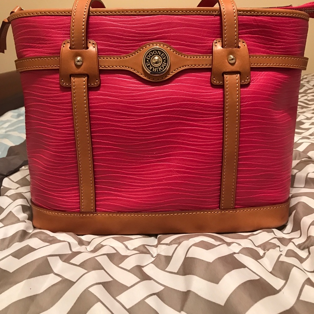 D&B New Purse - Picture 5 of 5